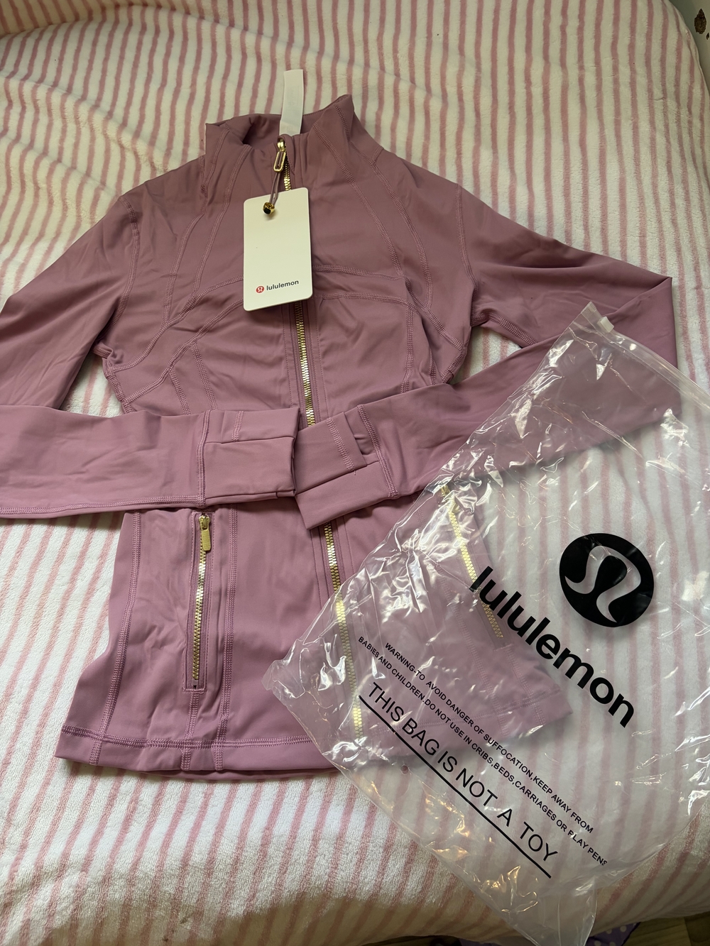 lululemon athletica Mauve Zip-Up Bomber Jacket with Gold Zippers